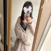 もも 部屋着💚💚 白い巨乳