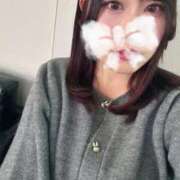 ヒメ日記 2025/12/12 18:46 投稿 もも 白い巨乳