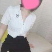 ヒメ日記 2026/07/25 14:39 投稿 ふじこ 白い巨乳