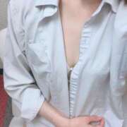 ヒメ日記 2025/08/02 15:12 投稿 せれな 学校帰りの妹に手コキしてもらった件 谷九