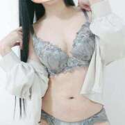 まこ 近くにいると…♡ ミセス ファースト -お姉さん・若妻専門店-
