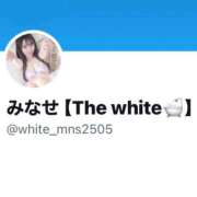みなせ 凍結しました🥲 The White