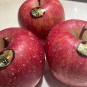 東城 りんごもらった パンドラ（吉原）