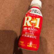 ヒメ日記 2025/05/03 11:30 投稿 まき シルクハット