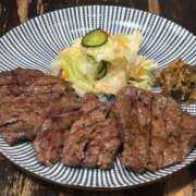 ヒメ日記 2025/10/29 09:24 投稿 まき シルクハット