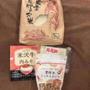 ヒメ日記 2025/12/24 21:37 投稿 まき シルクハット