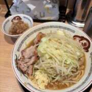 かおる ラーメン⊂((・⊥・))⊃ パイの巣