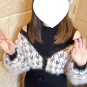 ヒメ日記 2025/04/11 17:10 投稿 ワスレナグサ 飾窓