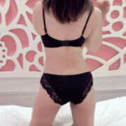 ヒメ日記 2025/05/06 19:11 投稿 ワスレナグサ 飾窓