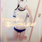 ヒメ日記 2025/11/26 20:52 投稿 雨宮 はな 夜這い＆イメクラ妄想する女学生たち谷九校