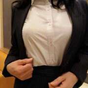 ヒメ日記 2025/11/01 08:00 投稿 ふゆき 熟女家 十三店