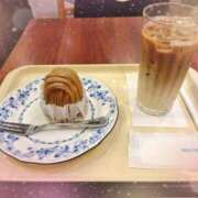 ちゆり ちゆりです💕 池袋あられ