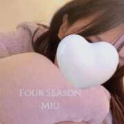 ヒメ日記 2025/10/13 00:28 投稿 美羽-みう- フォーシーズン