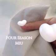美羽-みう- ﾆｺｯ…☺︎ フォーシーズン