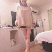 ワカバ 萌え袖ニット姿🧶 【福岡デリヘル】20代・30代★博多で評判のお店はココです！