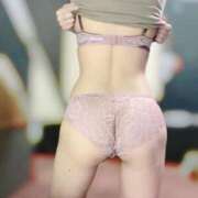 鈴-すず【FG系列】 ?好き〜？ ほんとうの人妻 横浜本店