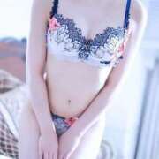 新人・蘭(ラン) 香水 グランドオペラ名古屋