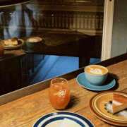 ひなこ ⚡️急遽IN⚡️ 夜這専門発情する奥様たち 難波店