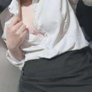 ヒメ日記 2025/07/18 17:27 投稿 ちさと 全裸のいいなり美女OR満員ちかん電車