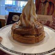 あやか コメダ　シロノワールクルミッ子 しゅうかつ倶楽部