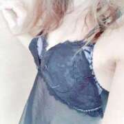 ヒメ日記 2025/04/22 17:05 投稿 みどり 逢って30秒で即尺