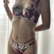 ヒメ日記 2026/02/04 17:01 投稿 みどり 逢って30秒で即尺