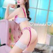 桜庭みずき 🌸◯の香りと感触...💭🌸 LUXE(リュクス)