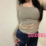 もも♡清楚系風俗未経験♡体験 ゴロロロ⚡️ LUXURIA（ルクスリア）