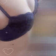 ヒメ日記 2025/09/29 09:29 投稿 ハナミズキ 飾窓