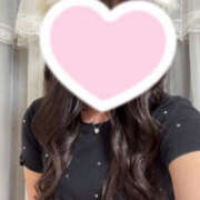 ヒメ日記 2025/10/09 00:36 投稿 ハナミズキ 飾窓