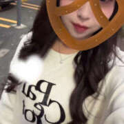 ヒメ日記 2025/10/13 22:15 投稿 ハナミズキ 飾窓