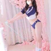 しろな 🐈‍⬛‎ 雨夜に結ぶ、黒猫のありがとう 🤍 Versailles