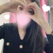 滝沢 るな るな出勤中🐰🩷 制服×コスプレ アオハルスイッチ