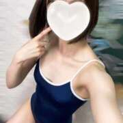 ヒメ日記 2025/09/18 11:03 投稿 【みひろ】密着好き甘えん坊♪ コーチと私と、ビート板･･･