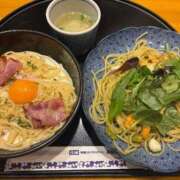 ひまわり 美味しいパスタ作ったお前🍝 ピンクコレクション尼崎店