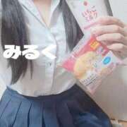 ヒメ日記 2025/07/07 10:20 投稿 みるく 電車ごっこ