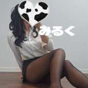 ヒメ日記 2025/07/26 11:20 投稿 みるく 電車ごっこ