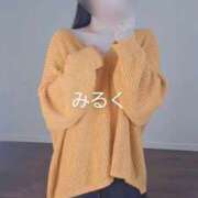 ヒメ日記 2025/09/30 13:48 投稿 みるく 電車ごっこ