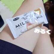 ヒメ日記 2025/10/07 23:11 投稿 みるく 電車ごっこ