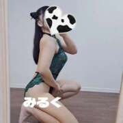 ヒメ日記 2025/10/31 18:20 投稿 みるく 電車ごっこ