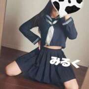 ヒメ日記 2025/11/16 10:50 投稿 みるく 電車ごっこ