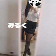 ヒメ日記 2025/12/02 10:20 投稿 みるく 電車ごっこ