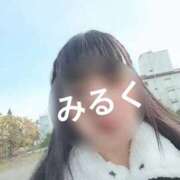 ヒメ日記 2025/12/04 10:01 投稿 みるく 電車ごっこ