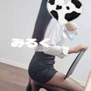 ヒメ日記 2025/12/04 13:50 投稿 みるく 電車ごっこ