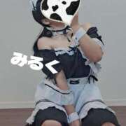 ヒメ日記 2025/12/14 08:20 投稿 みるく 電車ごっこ