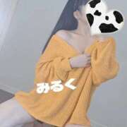 ヒメ日記 2026/01/10 08:10 投稿 みるく 電車ごっこ