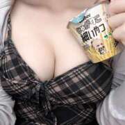 ここあ 出勤🩵  このじゃがりこ美味しーい🥹 モアグループ小山人妻花壇