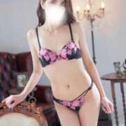 ヒメ日記 2026/04/05 21:52 投稿 じゅり【芸能人級ルックス】 One More 奥様 新宿店