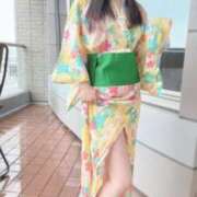 悠里（ゆうり） 🩷……ねぇ、ボクと乱れたいの？ 麗しい人妻 新宿本店