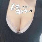 まき「レア出勤・業界未経験」 ムラっときたら会いに来て？💞 Masquerade(マスカレード)